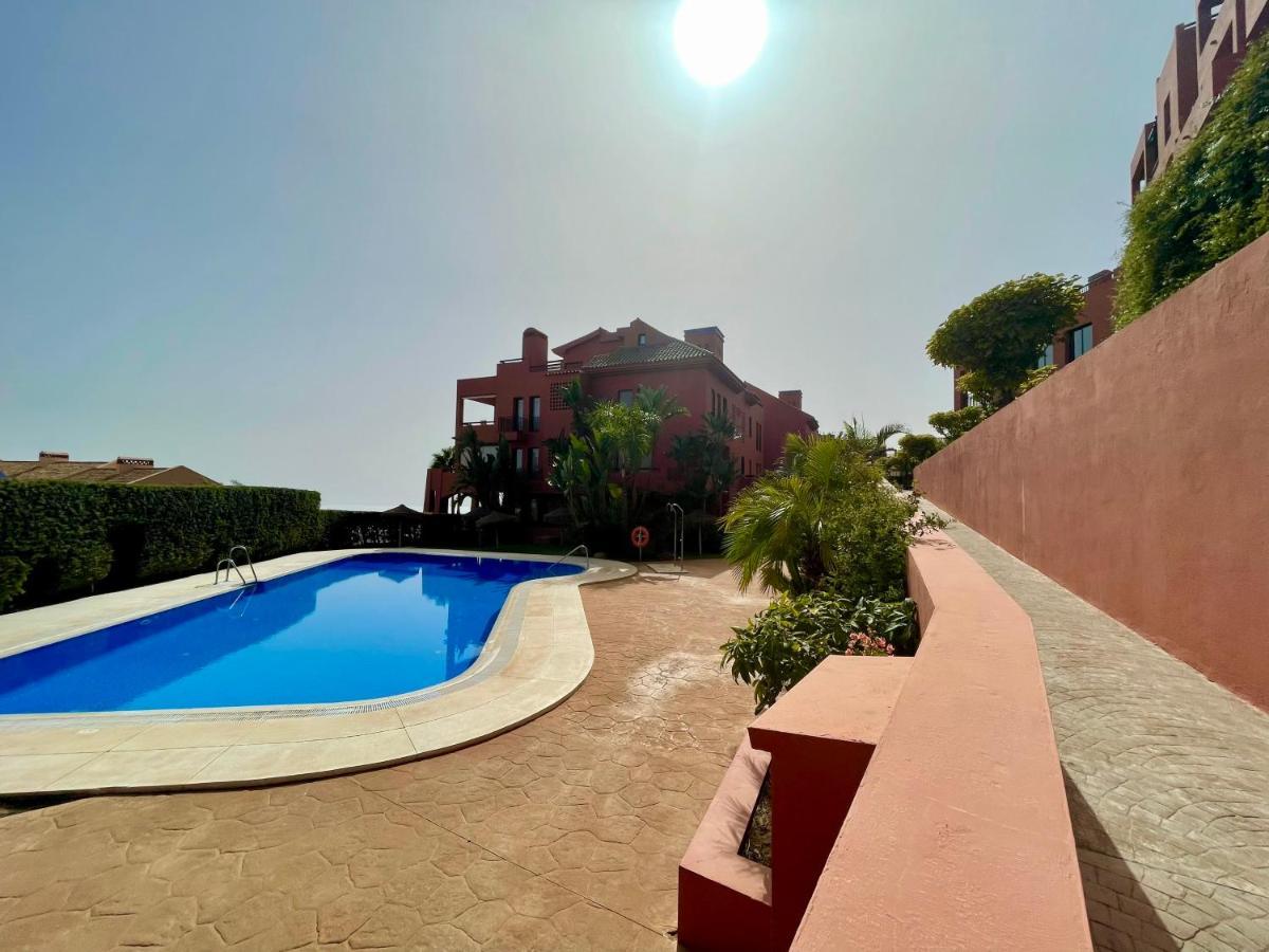 Calahonda Luxury Apartment With A Stunning Sea View Mijas Buitenkant foto